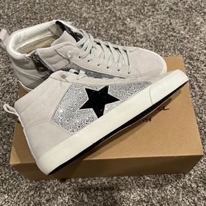 VH sneakers, like new never worn outside’s